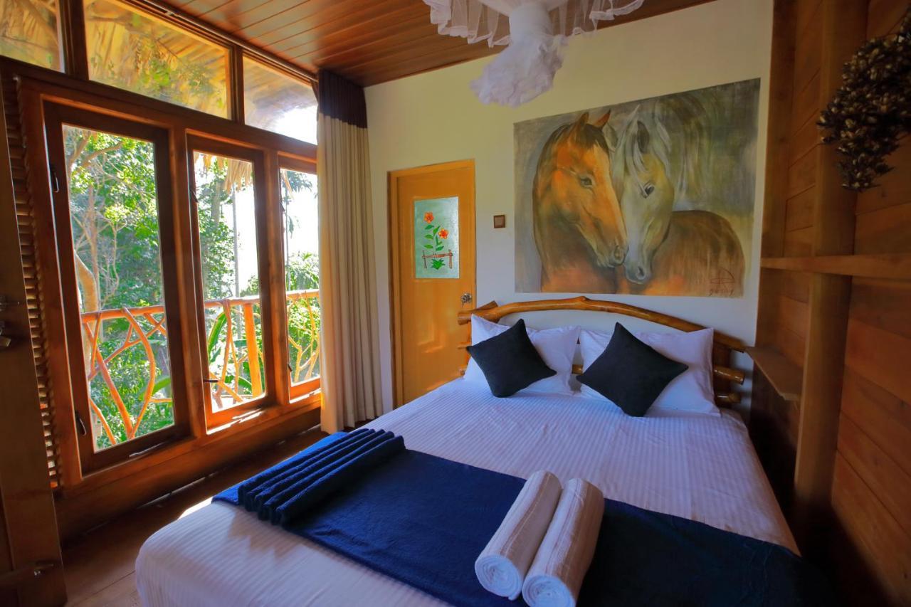 The Winsome & Tree House Bed and Breakfast Ella Εξωτερικό φωτογραφία